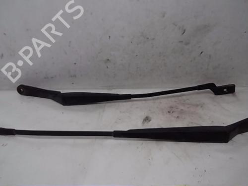 Used Front windshield wiper arm PEUGEOT 308 I (4A_, 4C_) 1.6 HDi (90 hp) 14568016