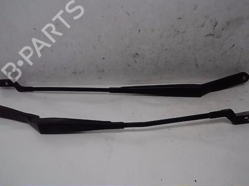 Used Front windshield wiper arm PEUGEOT 308 I (4A_, 4C_) 2.0 HDi (136 hp) 14568126