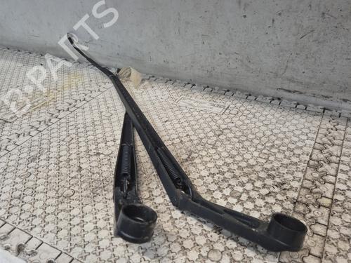 Front windshield wiper arm SUZUKI SX4 S-Cross (JY) 1.6 DDiS AllGrip (AKK 416D) | BP26897095C143 