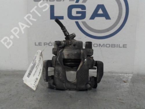 Used Right front brake caliper RENAULT CLIO III Hatchback Van (SB_, SR_) [2005-2025]  14520564