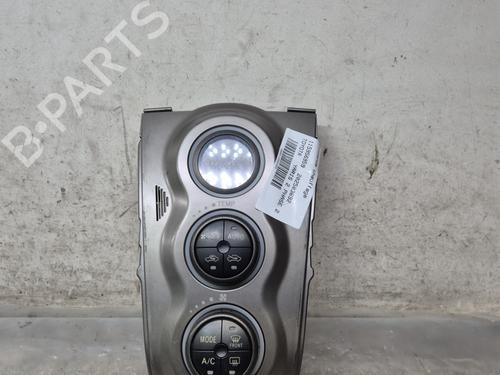 climate-control-toyota-yaris-_p13_-2010-2011-2012-2013-2014-2015-2016-2017-2018-2019-2020-30630073 main image