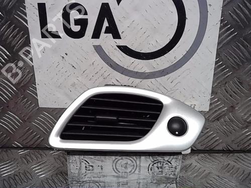 Grille d'aération RENAULT SCÉNIC III (JZ0/1_) 1.6 dCi (JZ00, JZ12) (130 hp) 14559279