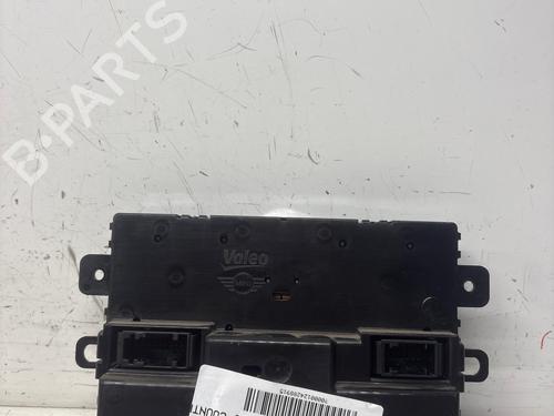 Used Climate control Climate control 38736527 38736527