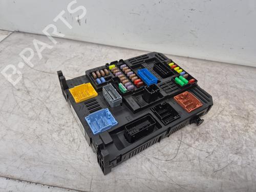 Used Fuse box CITROËN C5 AIRCROSS (A_) 1.2 PureTech 130 (ARHNSJ) (131 hp) 32292442