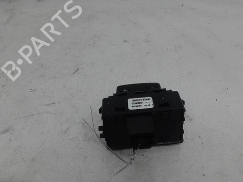 Spak kontakt RENAULT CAPTUR II (HF_) E-TECH 160 (158 hp) 15986102