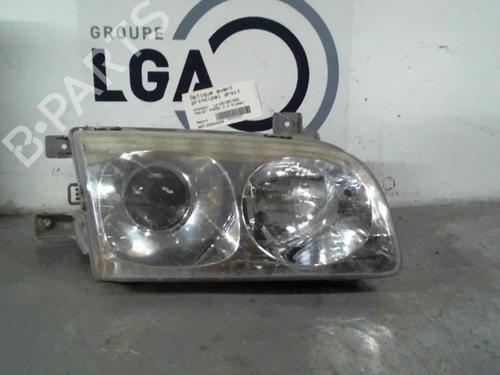 Used Right headlight HYUNDAI TRAJET (FO) 2.0 CRDi (113 hp) 13867672