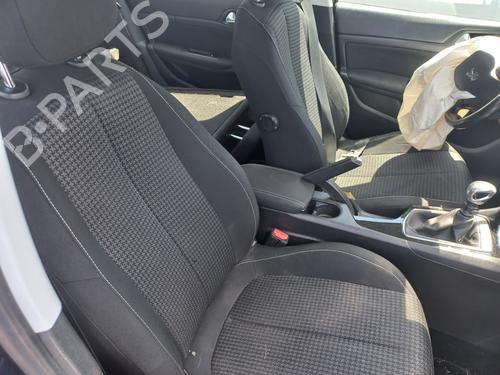 Fuel cap PEUGEOT 308 SW II (LC_, LJ_, LR_, LX_, L4_) 1.5 BlueHDi 100 | BP30047208C161