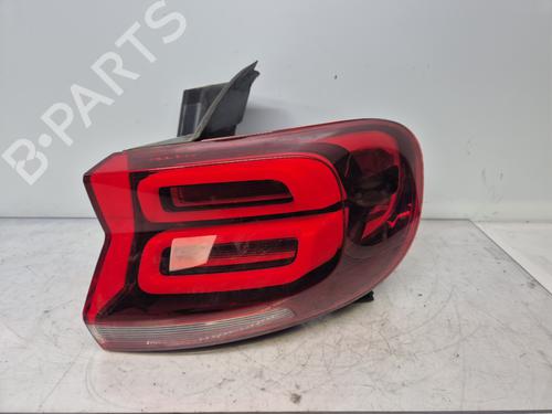 Used Right taillight CITROËN C5 AIRCROSS (A_) 1.2 PureTech 130 (ARHNSJ) (131 hp) 31634037