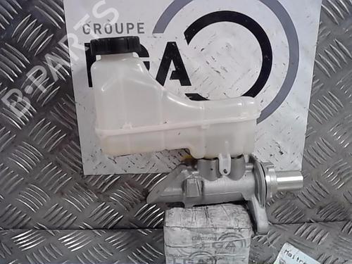 Used Brake master cylinder RENAULT TALISMAN (LP_) 1.8 TCe 225 (LPM1) (224 hp) 14522450