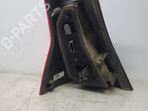 right-taillight-dacia-sandero-2008-35885876 main image