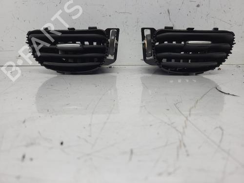 air-vent-fiat-500l-351_-352_-2012-36396460 main image