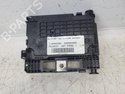 Used Fuse box Fuse box PEUGEOT 207 (WA_, WC_) 1.4 (73 hp) 32332197 32332197