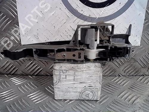Used Front right exterior door handle PEUGEOT 3008 I MPV (0U_) 1.6 HDi (112 hp) 13853169