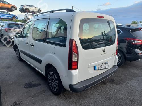 Radio PEUGEOT PARTNER Tepee 1.6 HDi 90 | BP34254929E6  - Image 11