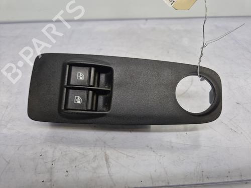Used Left front window switch PEUGEOT BOXER Van 2.2 BlueHDi 165 (165 hp) 31747470