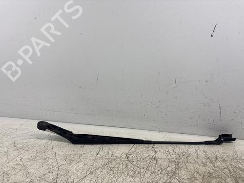 Used Front windshield wiper arm Front windshield wiper arm 38297647 38297647