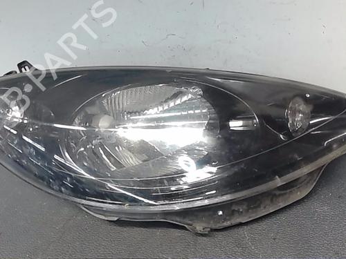 Faro destro PEUGEOT 1007 (KM_) 1.4 16V (88 hp) 24185581
