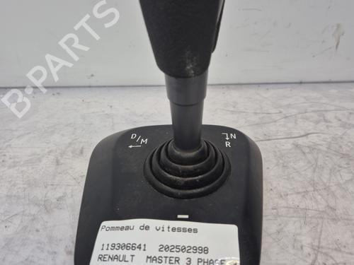 Pomello del cambio RENAULT MASTER III Van (FV) 2.3 dCi 180 FWD (FV04, FV07) (179 hp) 31692374