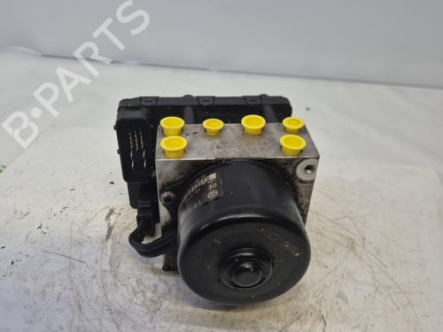 Used ABS pump VW GOLF III (1H1) [1989-2000]  31029774