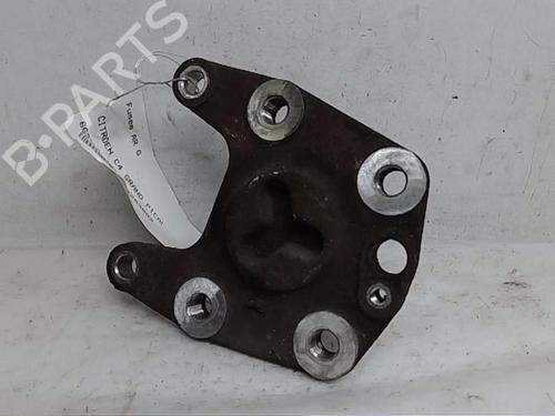 Used Left rear steering knuckle CITROËN C4 Grand Picasso I (UA_) 2.0 HDi 138 (136 hp) 14566181