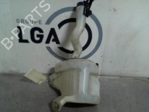 Used Windscreen washer tank ALFA ROMEO MITO (955_) 1.4 TJet (955AXA1B) (155 hp) 13867653