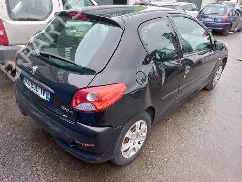 Left mirror PEUGEOT 206+ (2L_, 2M_) 1.4 HDi eco 70 | BP16404800C26