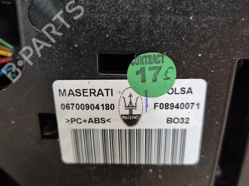 Interior roof light MASERATI LEVANTE SUV (M161) 3.0 D Q4 | BP27289144I8