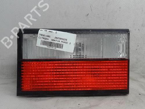 Used Right tailgate light CITROËN XANTIA (X1_, X2_) [1993-2003]  16404833