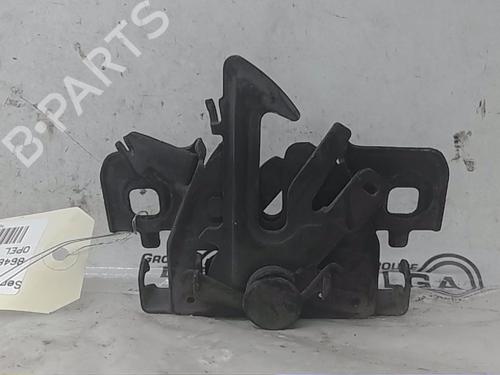 Used Hood lock OPEL VIVARO B Van (X82) [2014-2020]  17749840