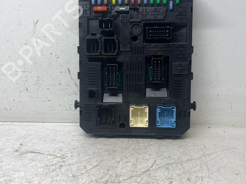 Used Fuse box Fuse box 36343916 36343916