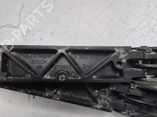 Used Front windshield wiper arm Front windshield wiper arm 37704737 37704737