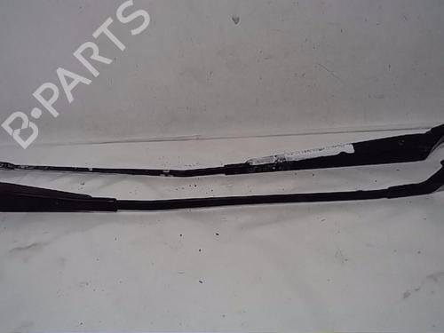 Used Front windshield wiper arm PEUGEOT 3008 I MPV (0U_) 1.6 HDi (112 hp) 14562031