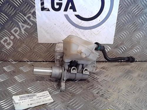Used Brake master cylinder PEUGEOT 308 II (LB_, LP_, LW_, LH_, L3_) 1.6 HDi / BlueHDi 115 (115 hp) 14522245