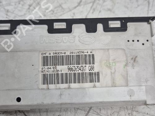 Used Display monitor Display monitor 37162411 37162411