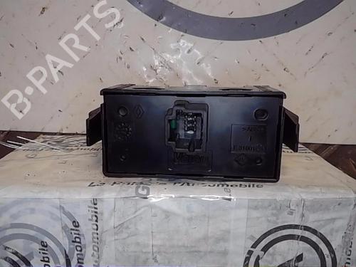 Used Warning switch RENAULT MEGANE III Hatchback (BZ0/1_, B3_) 1.2 TCe (BZ16, BZ28) (132 hp) 13854135