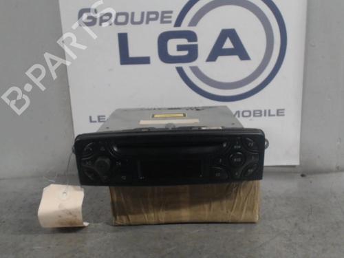 Used Radio MERCEDES-BENZ C-CLASS Coupe (CL203) C 200 Kompressor (203.745) (163 hp) 13868625