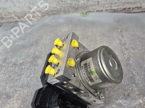 Used ABS pump NISSAN JUKE (F15) 1.5 dCi (110 hp) 30739783