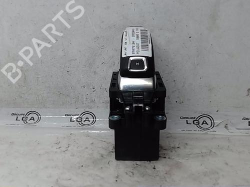 Gear lever PEUGEOT 5008 II (MC_, MJ_, MR_, M4_) 1.6 THP 165 (M45GZW, M45GYW, M45GYV) | BP17919885M90 