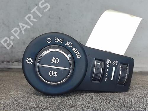 Used Headlight switch FIAT 500X (334_) 1.0 (334.AXN1B) (120 hp) 30404550