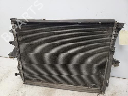 water-radiator-audi-q7-4lb-2006-2007-2008-2009-2010-2011-2012-2013-2014-2015-2016-32431589 main image