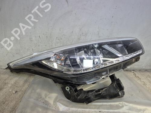 Used Right headlight KIA CEE'D SW (ED) [2007-2012]  28416443