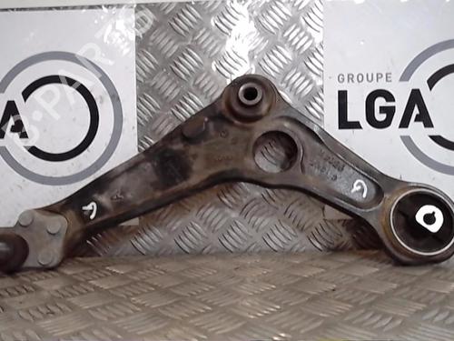 Used Left front suspension arm RENAULT MEGANE IV Hatchback (B9A/M/N_) [2015-2025]  14557965
