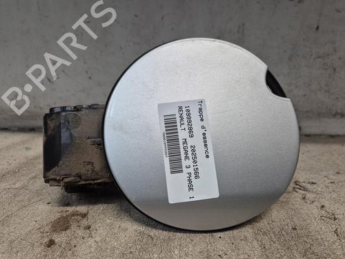 Używane Klapa wlewu paliwa RENAULT MEGANE III Hatchback (BZ0/1_, B3_) 1.5 dCi (BZ09, BZ0D, BZ1W, BZ29, BZ14) (110 hp) 27886724