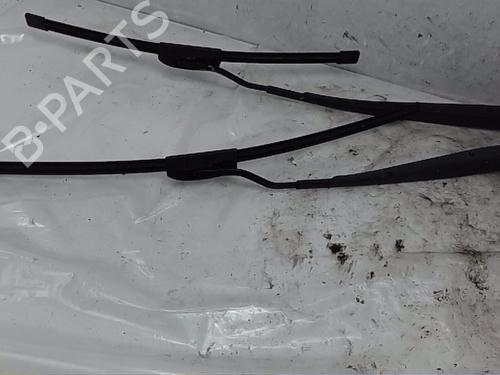 Used Front windshield wiper arm KIA SPORTAGE III (SL) 1.7 CRDi (116 hp) 16849588
