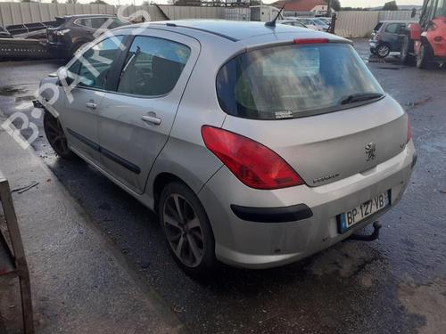 Brugte PEUGEOT 308 I (4A_, 4C_) 1.6 HDi (90 hp) 4353852