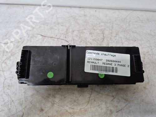 Climate control RENAULT MEGANE III Coupe (DZ0/1_) 1.5 dCi (DZ09, DZ0D, DZ1F, DZ1G, DZ14, DZ29) | BP32431519I5