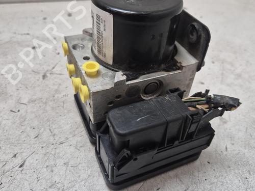 Used ABS pump ABS pump 39011051 39011051