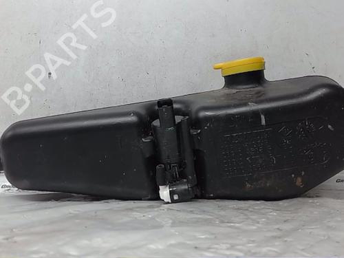 Used Windscreen washer tank DACIA DUSTER (HM_) 1.5 dCi 115 (HMAD) (116 hp) 17232864