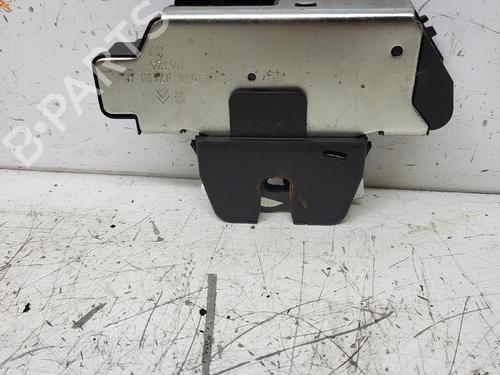 Used Tailgate lock Tailgate lock 37500821 37500821