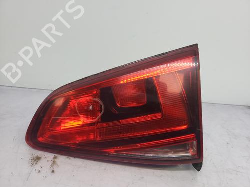 right-tailgate-light-vw-golf-vii-5g1-bq1-be1-be2-2012-2013-2014-2015-2016-2017-2018-2019-2020-2021-30955458 main image